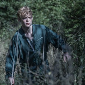 The Rain: Lucas Lynggaard Tønnesen durante una scena della seconda stagione