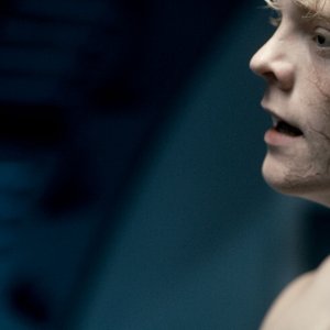 The Rain: un primo piano di Lucas Lynggaard Tønnesen nella seconda stagione