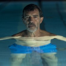 Dolor Y Gloria: una scena del film con Antonio Banderas