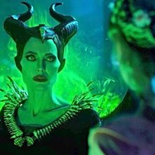 Maleficent: Mistress of Evil, Angelina Jolie affronta Elle Fanning