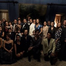 Il Traditore: il cast in una scena del film