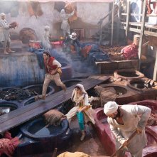 Aladdin: Mena Massoud e Naomi Scott in una scena del film