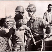 Asbury Park: Lotta, Redenzione, Rock and Roll, una scena del docu-film