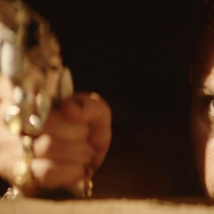 Bacurau: Silvero Pereira in una scena del film