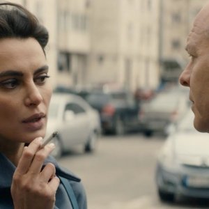 La Gomera - L'isola dei fischi: Catrinel Marlon in una scena del film