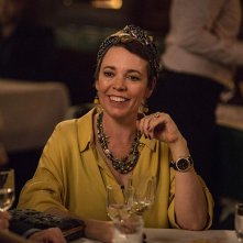 Fleabag: Olivia Colman in una scena della seconda stagione
