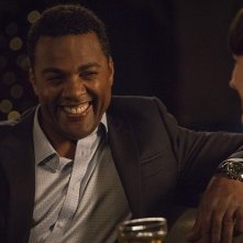 Fleabag: Ray Fearon in una scena della seconda stagione