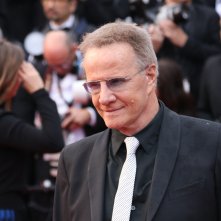 Cannes 2019: Christopher Lambert sul red carpet di Les Plus Belles Années d'Une Vie