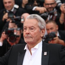 Cannes 2019: un primo piano di Alain Delon sul red carpet