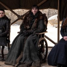Il trono di spade: Sophie Turner, Maisie Williams e Isaac Hempstead Wright nel finale di serie, The Iron Trhone