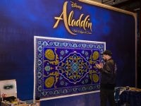 Aladdin: a Milano arriva il tappeto magico in street art!