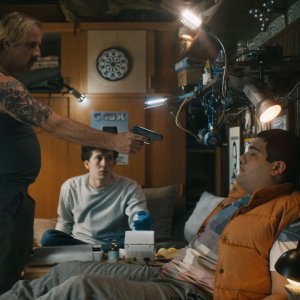 Come vendere droga online (in fretta): Bjarne Mädel, Danilo Kampediris e Maximilian Mundt in una scena