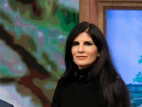 Pamela Prati a Chi l'ha visto? per parlare di truffe online