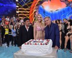 Ciao Darwin 8 stasera su Canale 5 Darwin di Donatello, puntata speciale