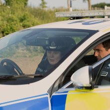 Black Mirror: Monica Dolan, Daniel Ings in  un'immagine dell'episodio Smithereens, quinta stagione