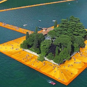 Christo - Walking on Water: una scena del documentario