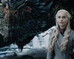 Il Trono di Spade, Emilia Clarke: 'La produzione dovrebbe regalarmi un drago'
