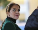 A mano disarmata: Claudia Gerini è Federica Angeli, la giornalista che ha sconfitto la mafia di Ostia