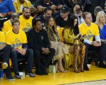 Beyoncé, Jay-Z e l'altra: lo sguardo fulminante diventa virale