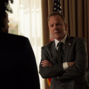 Designated Survivor: Kiefer Sutherland in una scena della terza stagione
