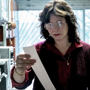 Chernobyl: un'immagine della serie con Emily Watson