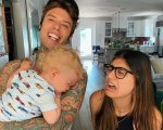 Fedez, Leone e Mia Khalifa: la foto con l'ex pornostar diventa virale