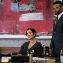 Jessica Jones: Carrie-Anne Moss, Eka Darville in una scena della terza stagione