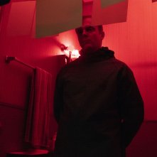 Jessica Jones: Jeremy Bobb in una scena della terza stagione