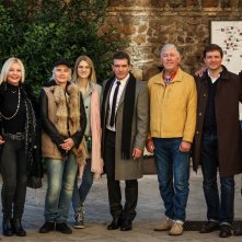 Beyond the Edge: un'immagine promozionale con il cast