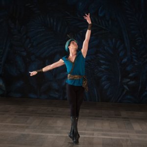 Nureyev - The White Crow: una scena con Oleg Ivenko