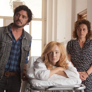 Tulipani - Amore, onore e una bicicletta: Michele Venitucci, Ksenia Solo, Lidia Vitale in  una scena del film