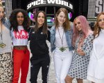 Emma Stone: le Spice Girls la sorprendono con un tributo a La La Land, ecco il video!