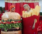 Taylor Swift: tutte le celebrità nel nuovo video You Need to Calm Down