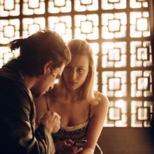 La mia vita con John F. Donovan: Kit Harington e Sarah Gadon in una scena