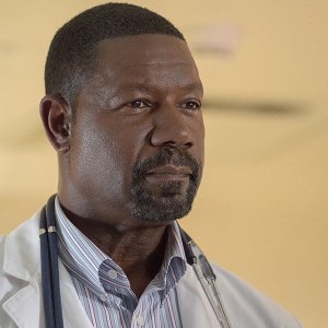Atto di Fede: un primo piano di Dennis Haysbert