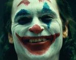 Joker: Joaquin Phoenix coi tatuaggi sul viso è ancora più inquietante di Jared Leto!