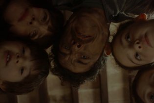 Mio Fratello Rincorre I Dinosauri - Trailer