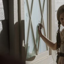 Annabelle 3: Samara Lee in una scena del film