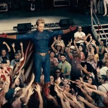 The Boys: Antony Starr in una scena della serie