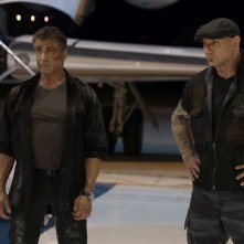 Escape Plan 3 - L'ultima sfida: David Bautista insieme a Sylvester Stallone in una scena