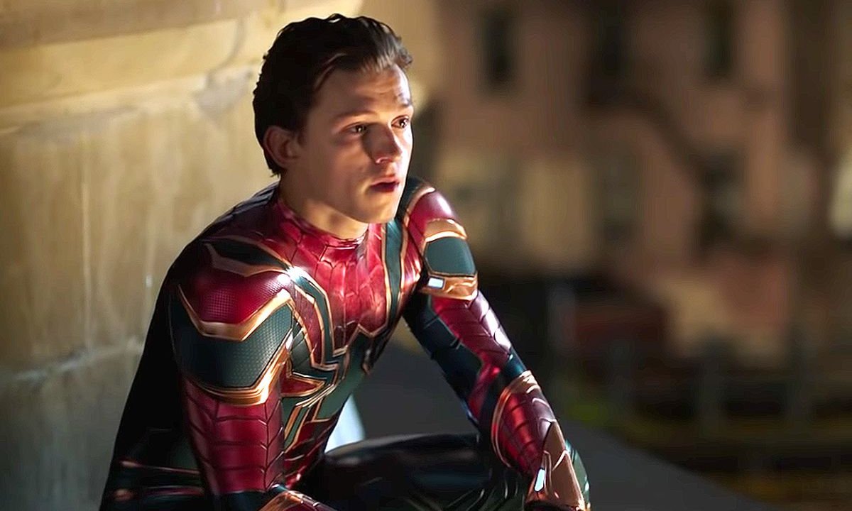Tom Holland in una scena di Spider-Man: Far From Home