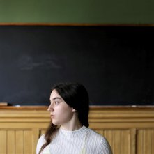 L'ultima ora: Luàna Bajrami in una scena del film