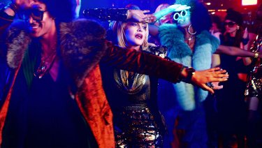 Madonna Videoclip God Control