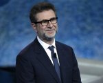 Che tempo che fa: Fabio Fazio si taglia lo stipendio, ma tratta per il budget del programma
