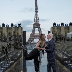 Heidi Klum e Tim Gunn in un'immagine promozionale del reality Making the Cut