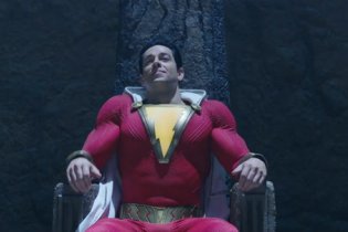 Shazam! - Clip tagliata ''Family On Thrones''