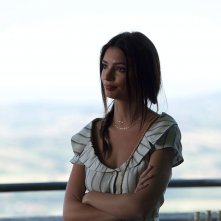 Welcome Home: una scena del film con Emily Ratajkowski