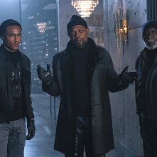 Shaft: una scena del film con Samuel L. Jackson, Richard Roundtree e Jessie Usher