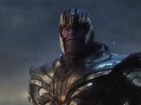 Avengers: Endgame, Josh Brolin ricrea lo schiocco di dita di Thanos in una foto