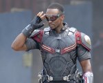 Avengers: Endgame, Anthony Mackie trolla Avatar su Twitter
